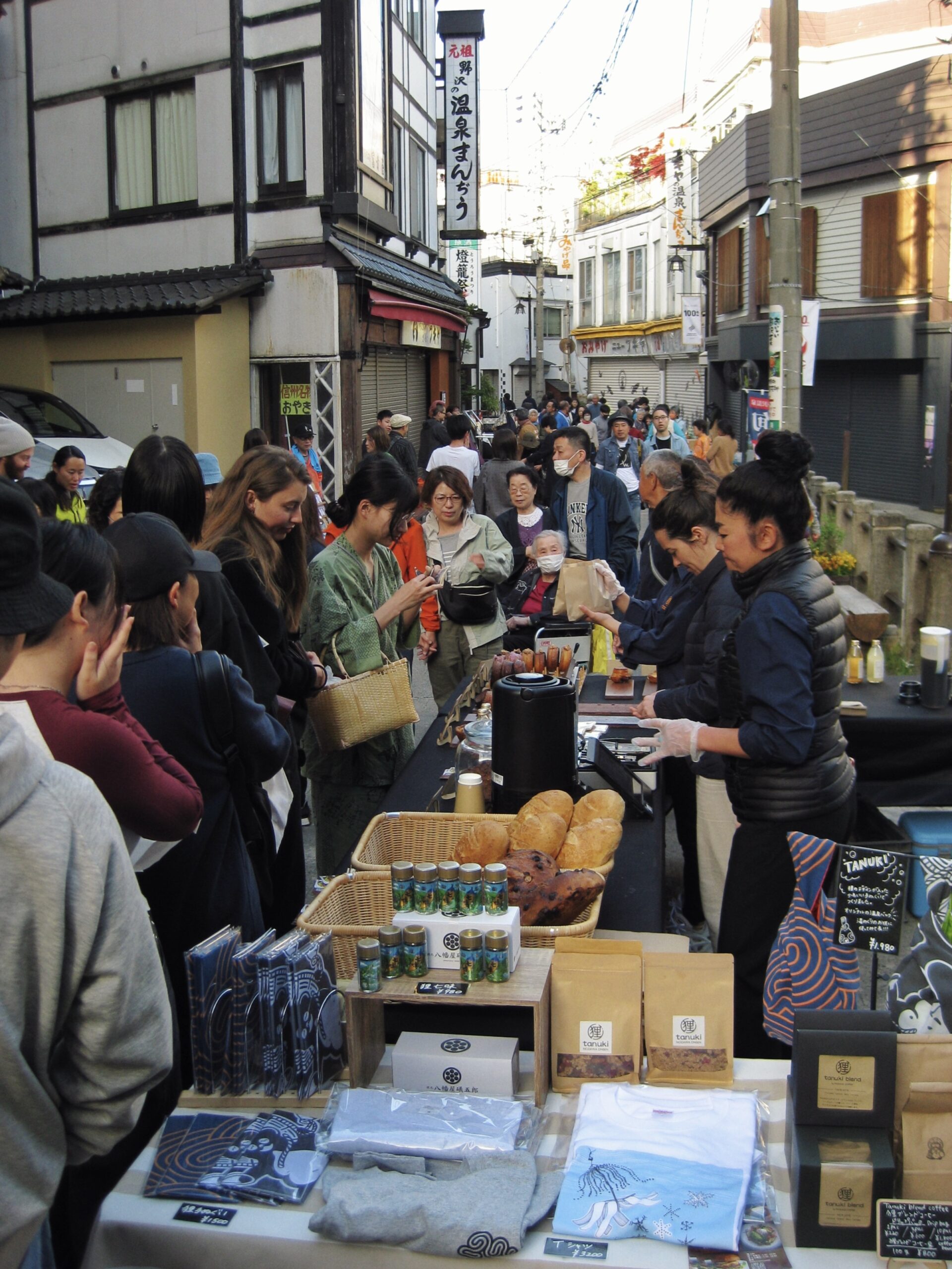 Many have gathered for the annual Oyu Street market during Golden Week