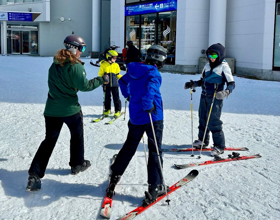 Private or group lessons available to book with Nozawa Holidays 