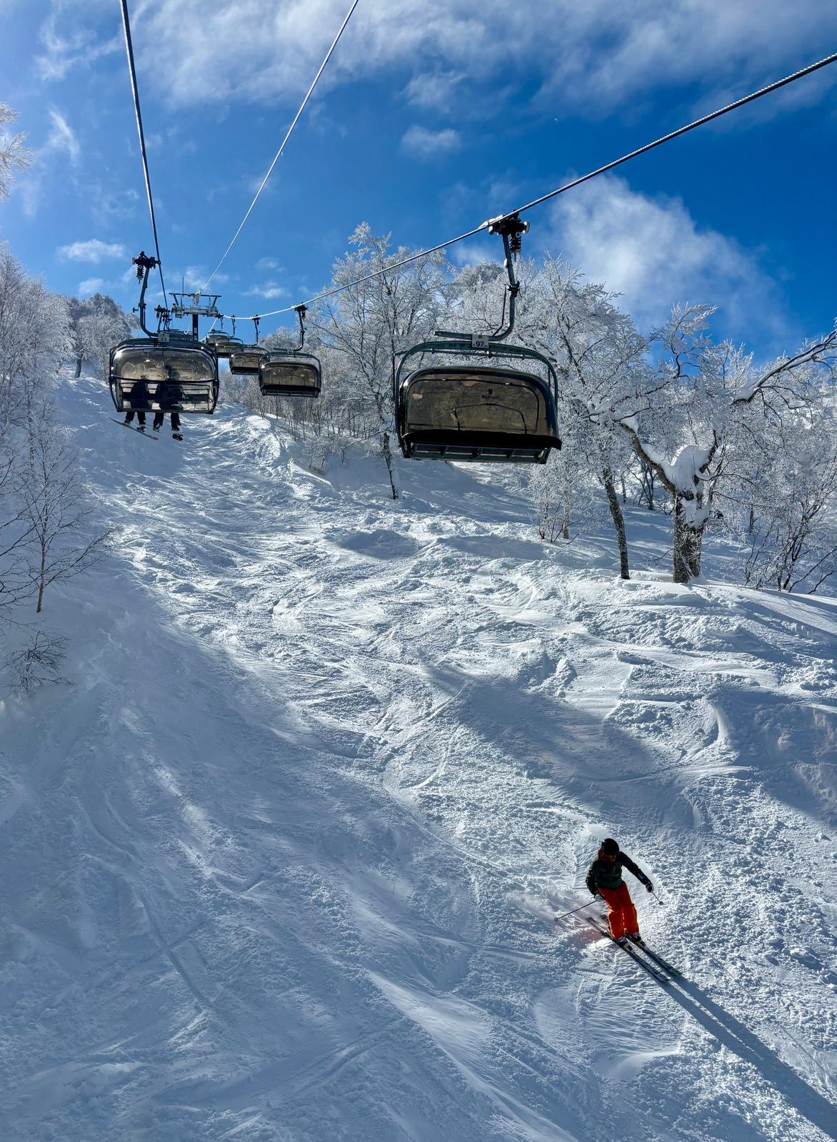 Looking for a challenge? Try skiing down the slopes just under Yamabiko chairlift! 