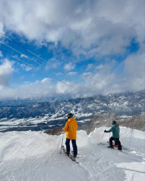 Another stunning day on the forest trail slope in Nozawa Onsen