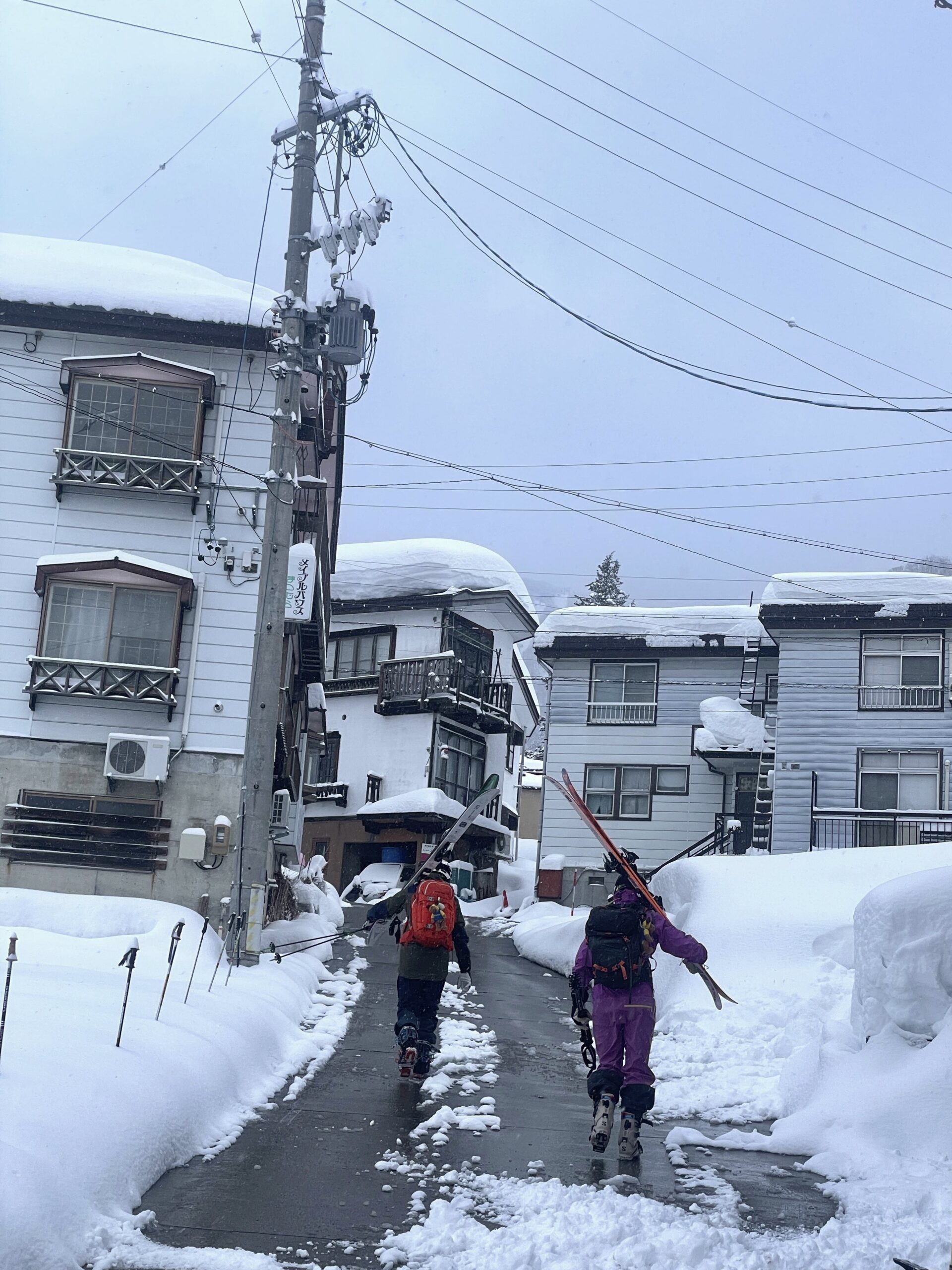 Busy times in Nozawa with Chinese New Year and the deep pow weekend 