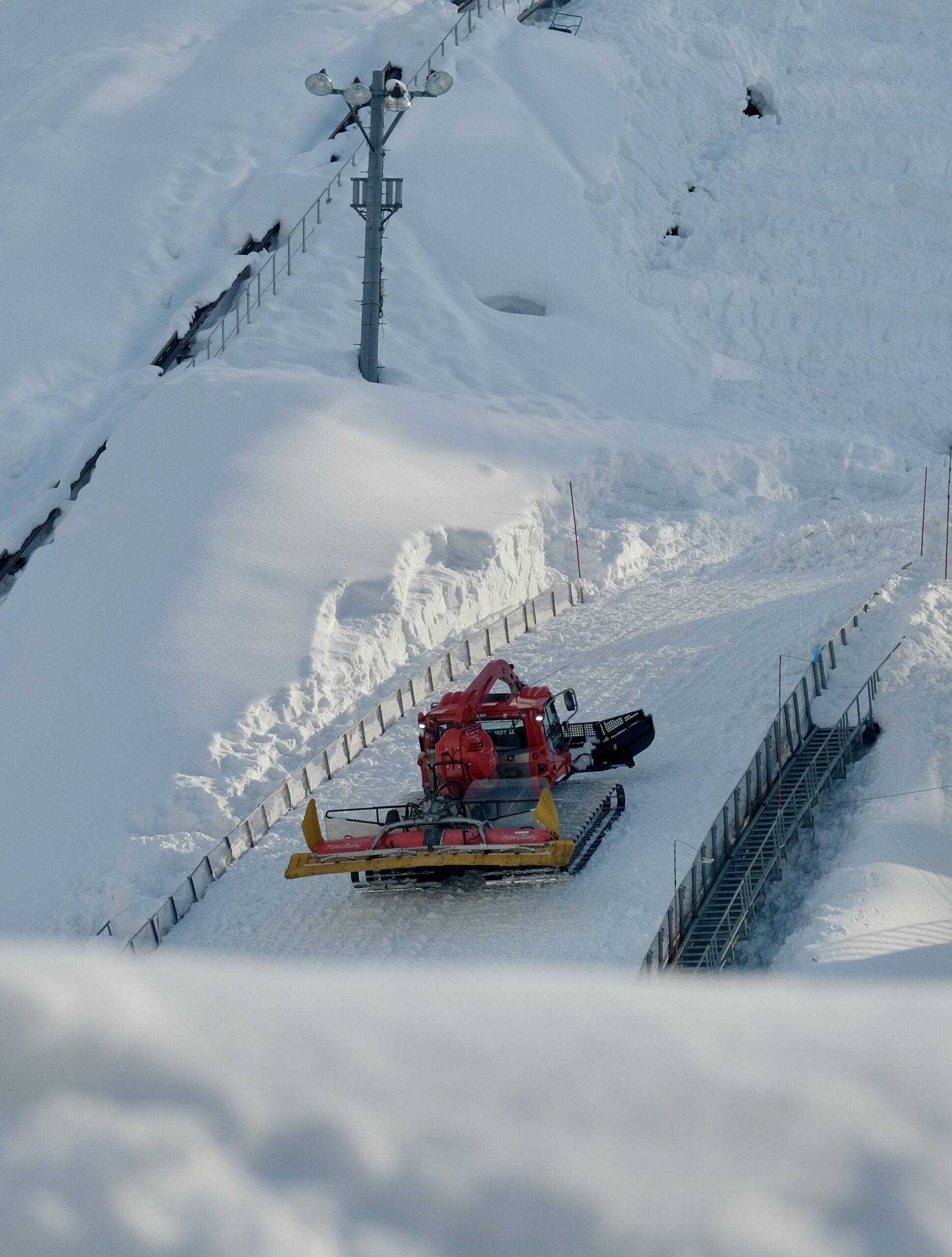 Groomers are working extra hard this winter with record snowfall in Nozawa Onsen's Ski resort! 